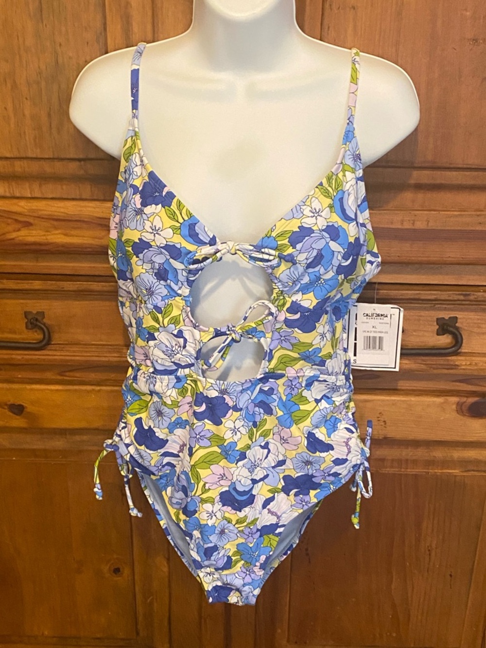 California Sunshine bathing suit Retro Blue Floral High Rise One Piece NWT XL